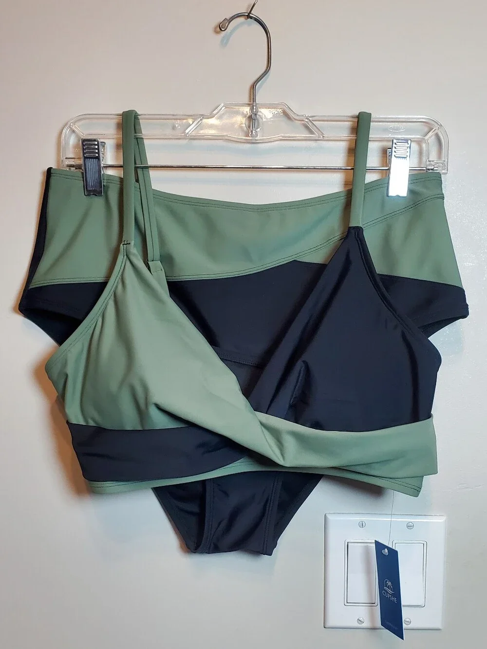 49. NWT - Cupshe Wrapped Bikini Top & High-Rise Bottoms Set - Picture 5 of 14